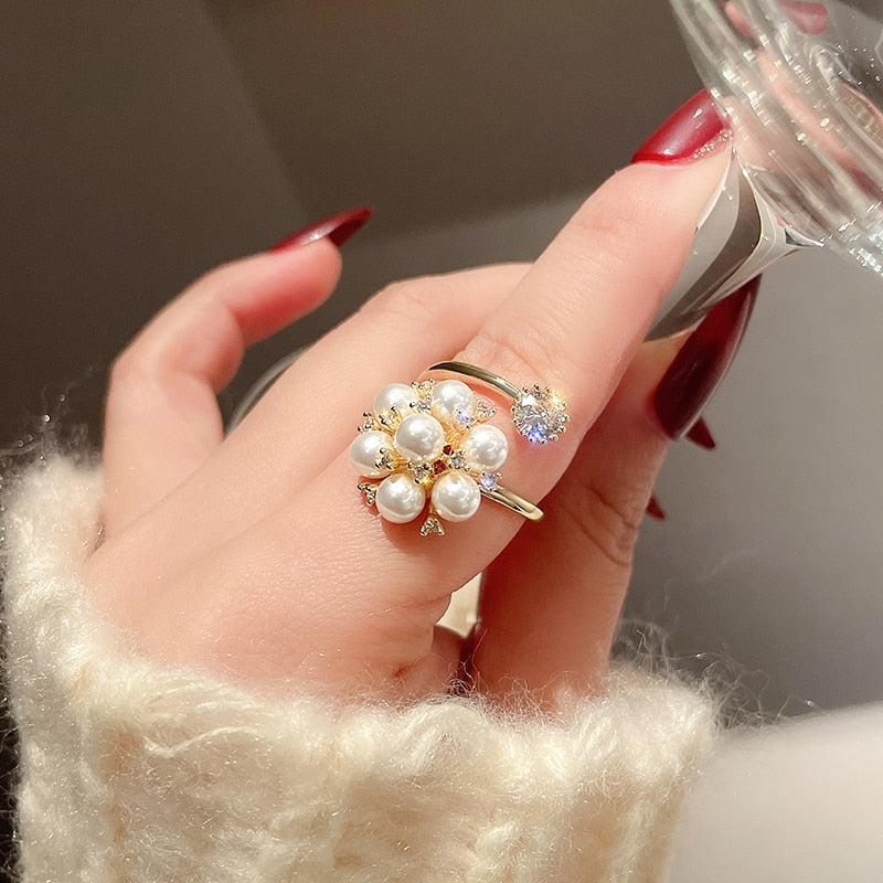 Adjustable Ring with Cute Pearls