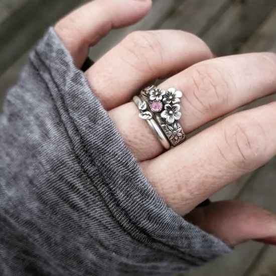 Vintage Flower Couple Rings