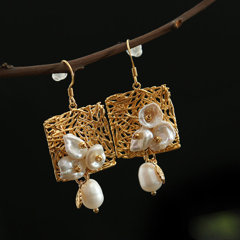 Vintage White Pearls and Flowers Earrings