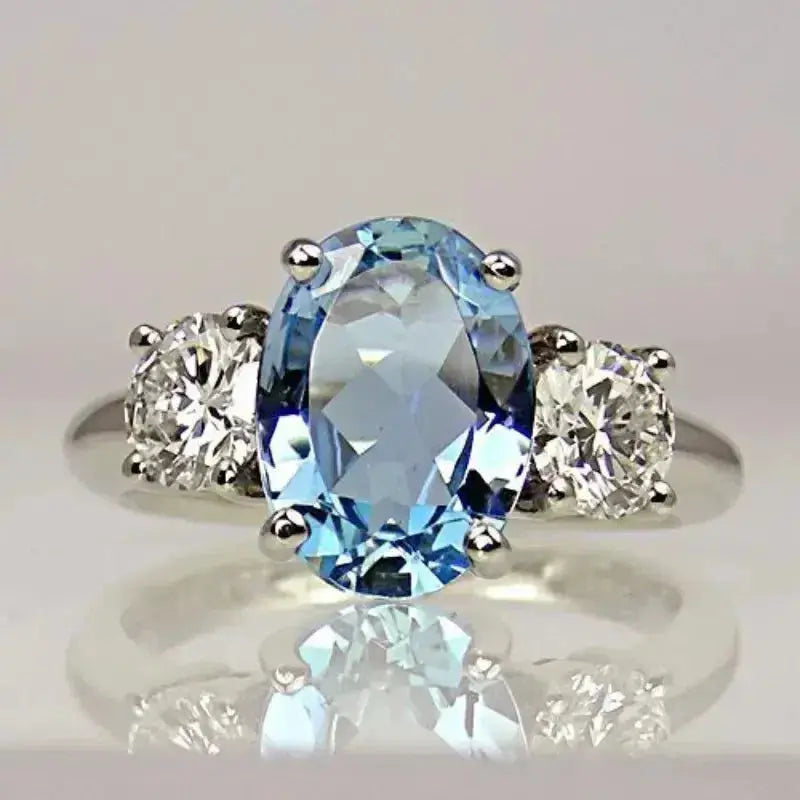 Ring with blue diamond crystal in silver