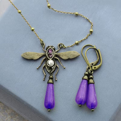 Verdant Meadow Bee Elegance Jewelry Set