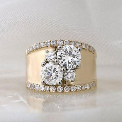 1+1 Offer: Vintage Golden Bright Zirconia Ring + Elegant Gold and Crystal Earrings