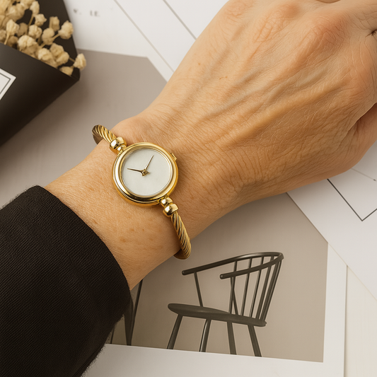 Luxurious Gold Tone Stainless Steel Bracelet Timepiece