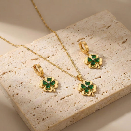 Emerald Clover Elegance Jewelry Set