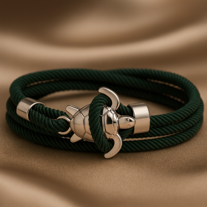 Ručně vyráběný náramek s motivem mořské želvy