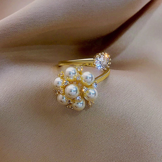 Adjustable Ring with Cute Pearls