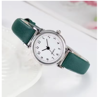 Elegant Minimalist Quartz Watch With Leather Strap