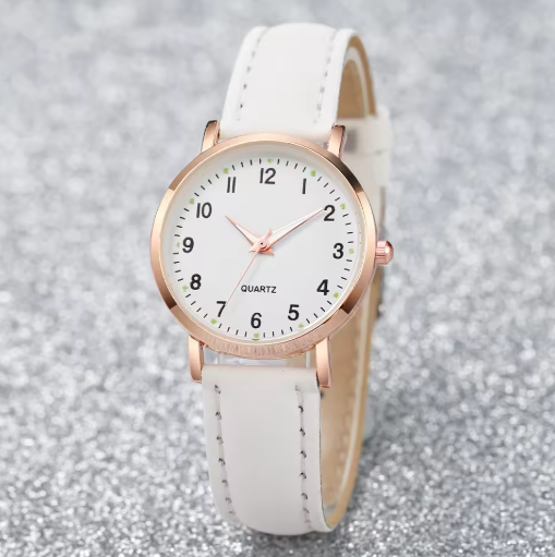 Timeless Elegant Minimalist Quartz Watch With Clean Lines