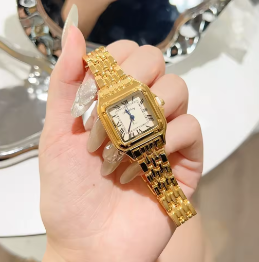 Luxurious Polished Silver Square Wristwatch Roman Dial