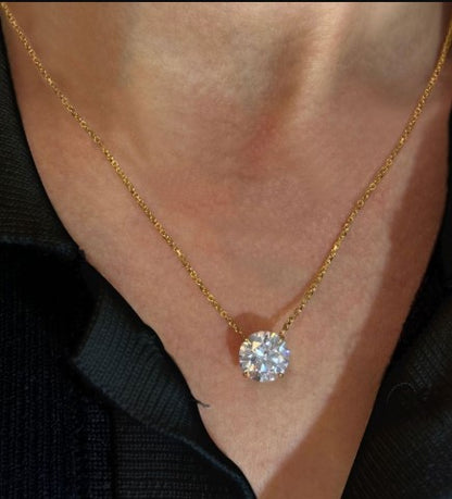 Gold Round Cut White Sapphire Necklace