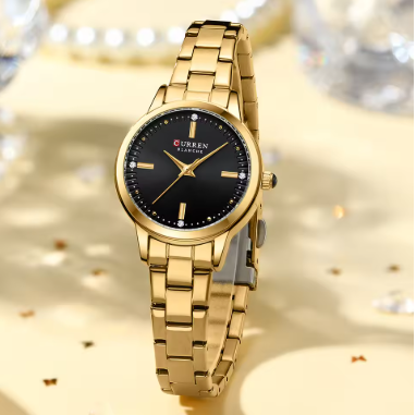 Luxurious Quartz Wristwatch with Polished Silver Dial