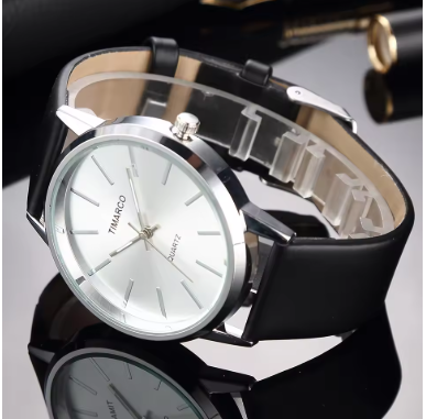 Luxurious Quartz Watch With Oversized Stainless Case