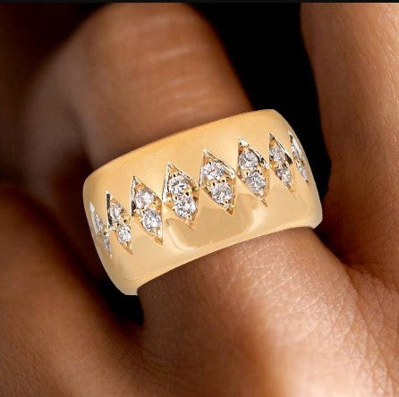 Golden Round Cut White Sapphire Wedding Ring For Women