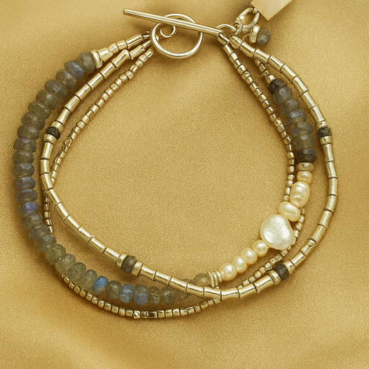 Sada vintage náramků