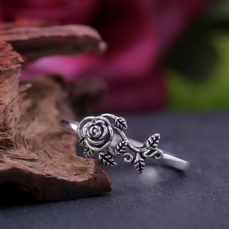 Enchanted Rosevine Elegance Ring