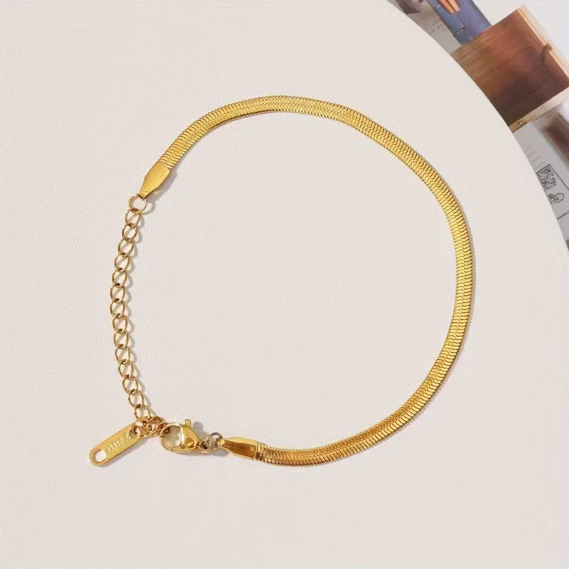 Serene Silhouette Harmony Bracelet